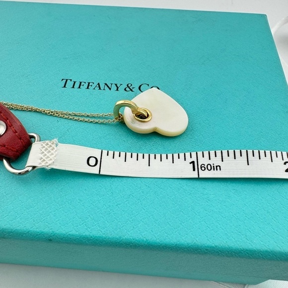 Retired Tiffany & Co. 18k  Mother of Pearl Heart Charm Necklace 16" - Picture 11 of 11